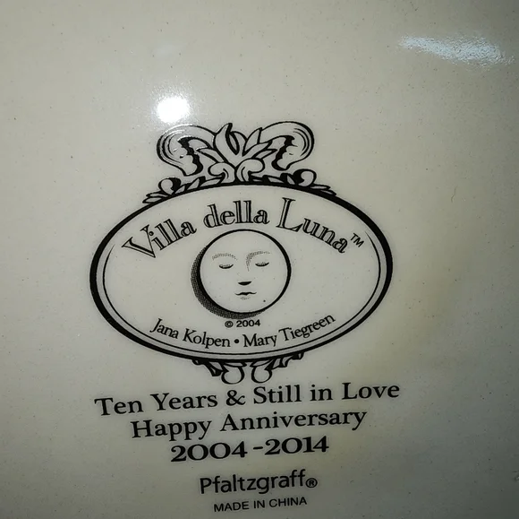 Pfaltzgraff Villa Della Luma pitcher. - Picture 5 of 5